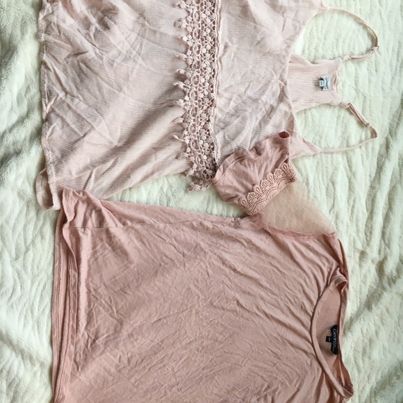 Super cute pink tops with feminine detailing (S). - Picture 2 of 2